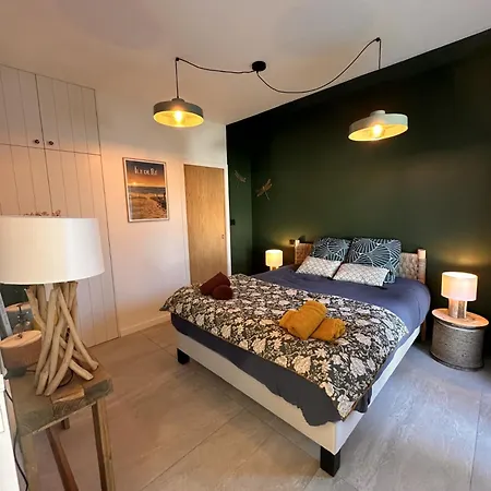 Somptueuse 9 Et Sa Piscine Prive - 100 M De La Vakantiehuis