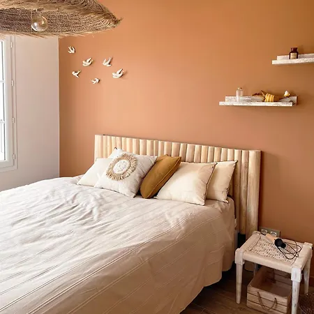 Vakantiehuis Somptueuse 9 Et Sa Piscine Prive - 100 M De La *