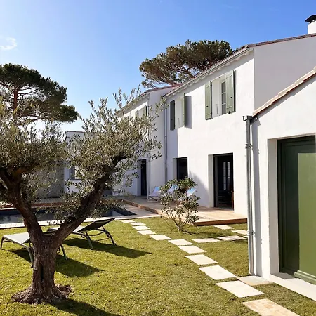 Vakantiehuis Somptueuse 9 Et Sa Piscine Prive - 100 M De La La Couarde-sur-Mer